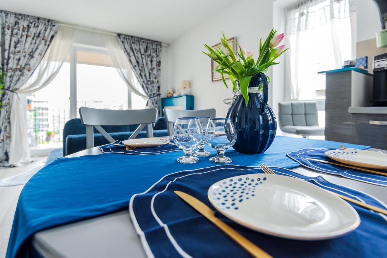 Lovely Chic Studio, On A Beautiful Promenade Apartamento Braşov Exterior foto