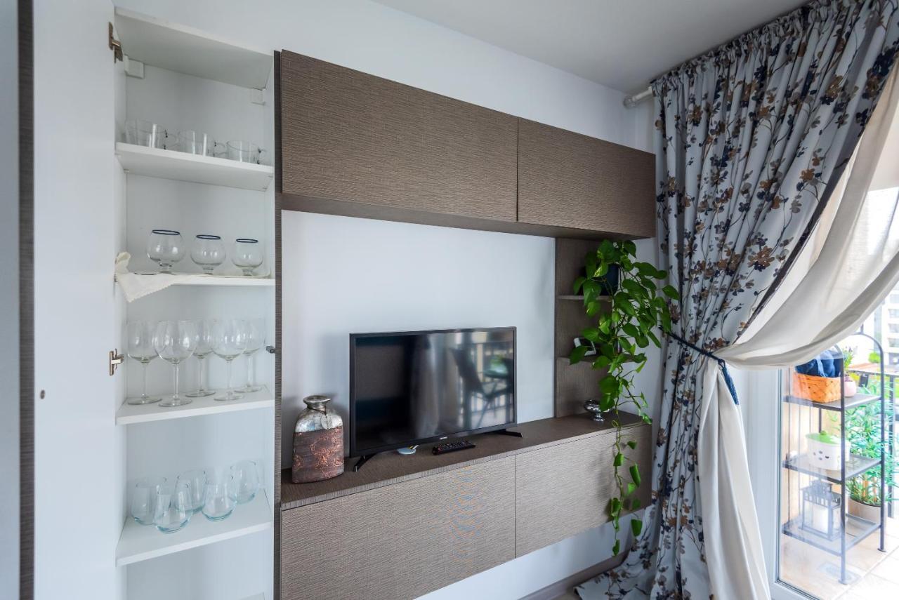 Lovely Chic Studio, On A Beautiful Promenade Apartamento Braşov Exterior foto