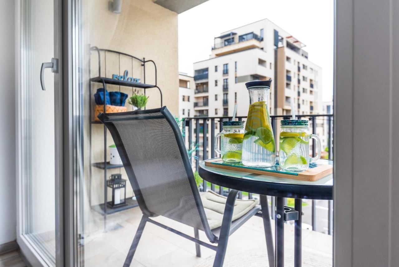 Lovely Chic Studio, On A Beautiful Promenade Apartamento Braşov Exterior foto